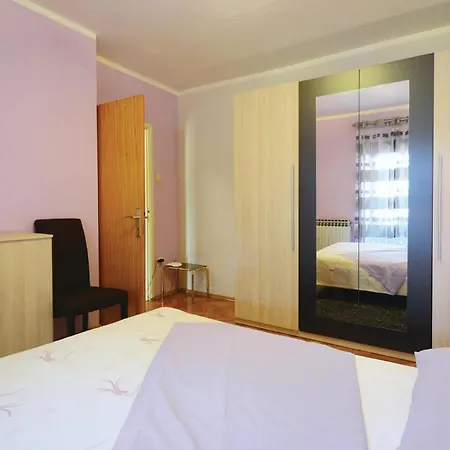 Holiday home Stunning In Barisici With Wifi *