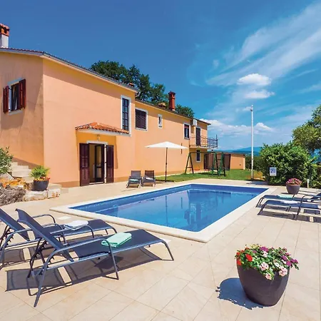 Barisici V Holiday home *
