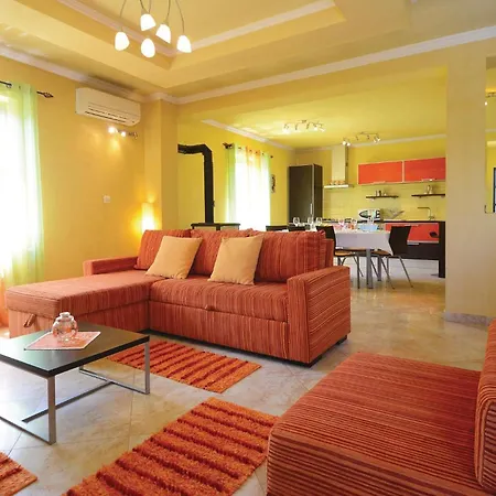 Holiday home Stunning In Barisici With Wifi Sumber