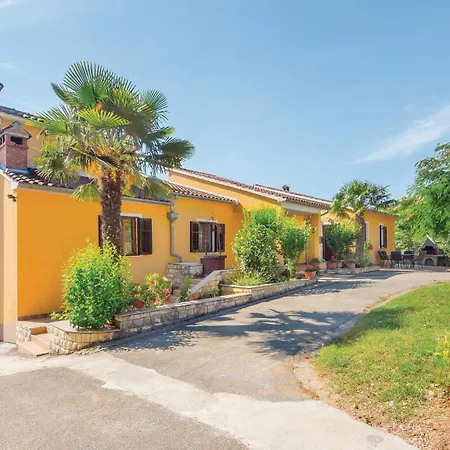 Holiday home Stunning In Barisici With Wifi Sumber